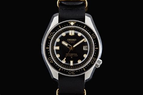 A Specialized Navy Dive Watch from the 1960s Has Just Been 